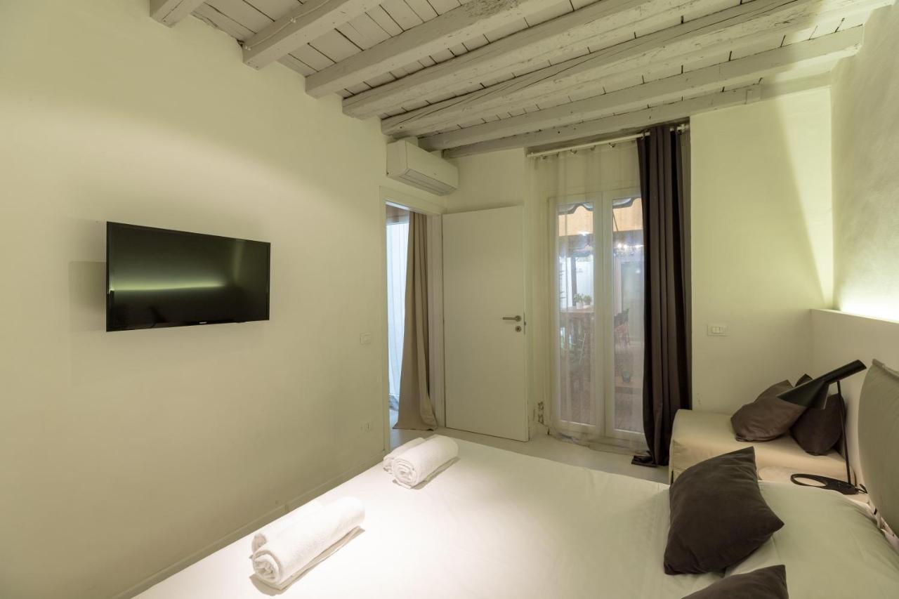 Pinti Patio Apartment Флоренция Екстериор снимка