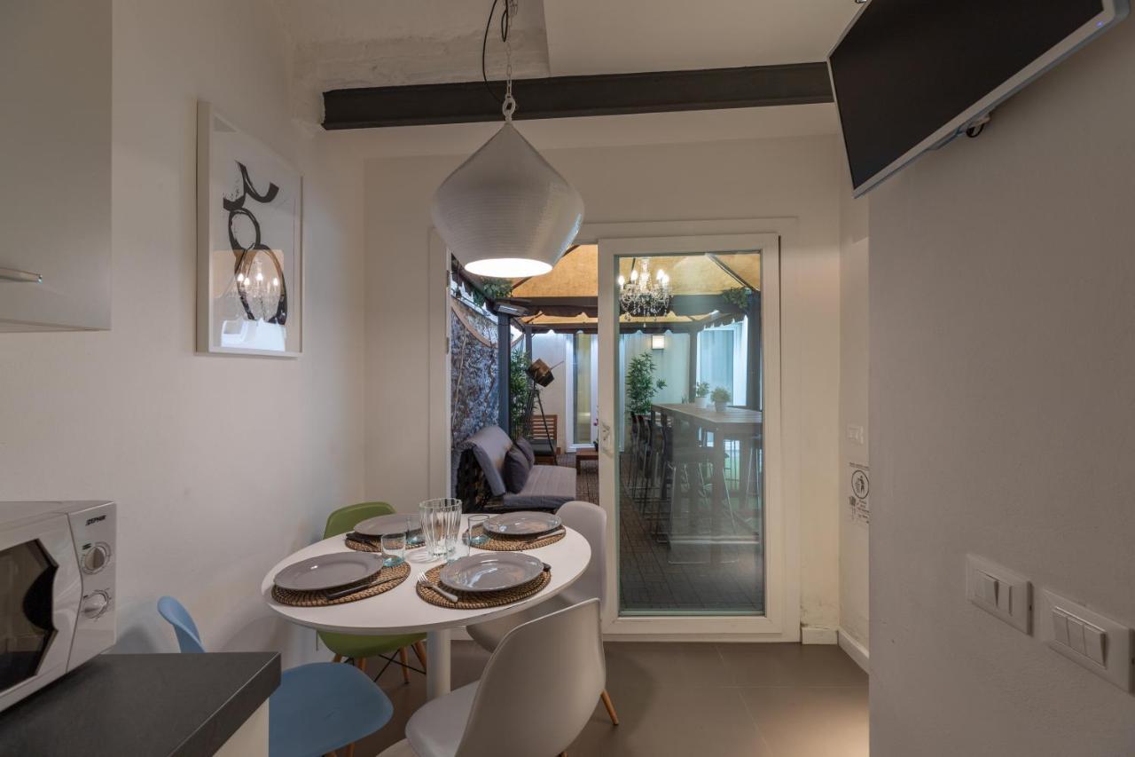 Pinti Patio Apartment Флоренция Екстериор снимка